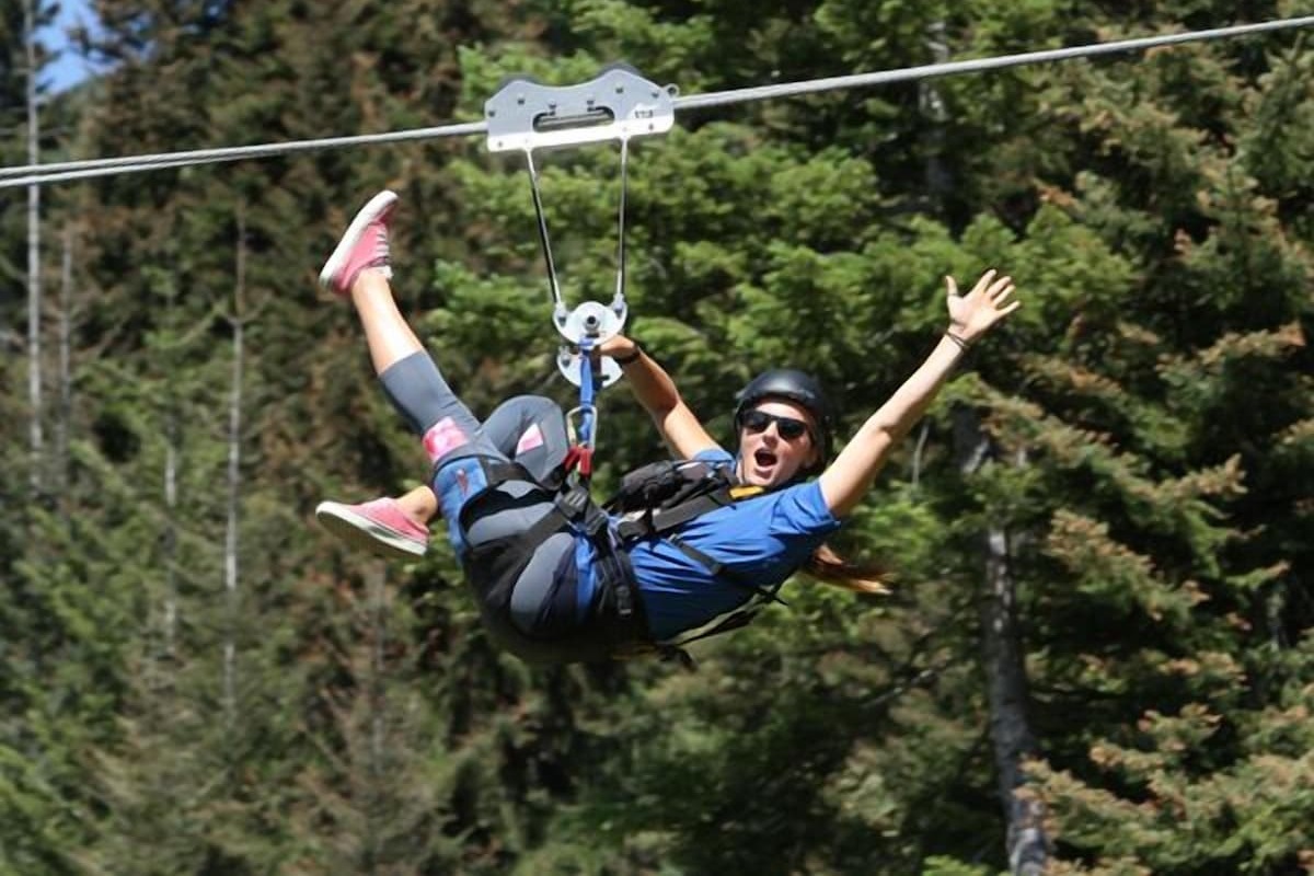 See things differently, Zipline on the Mountain