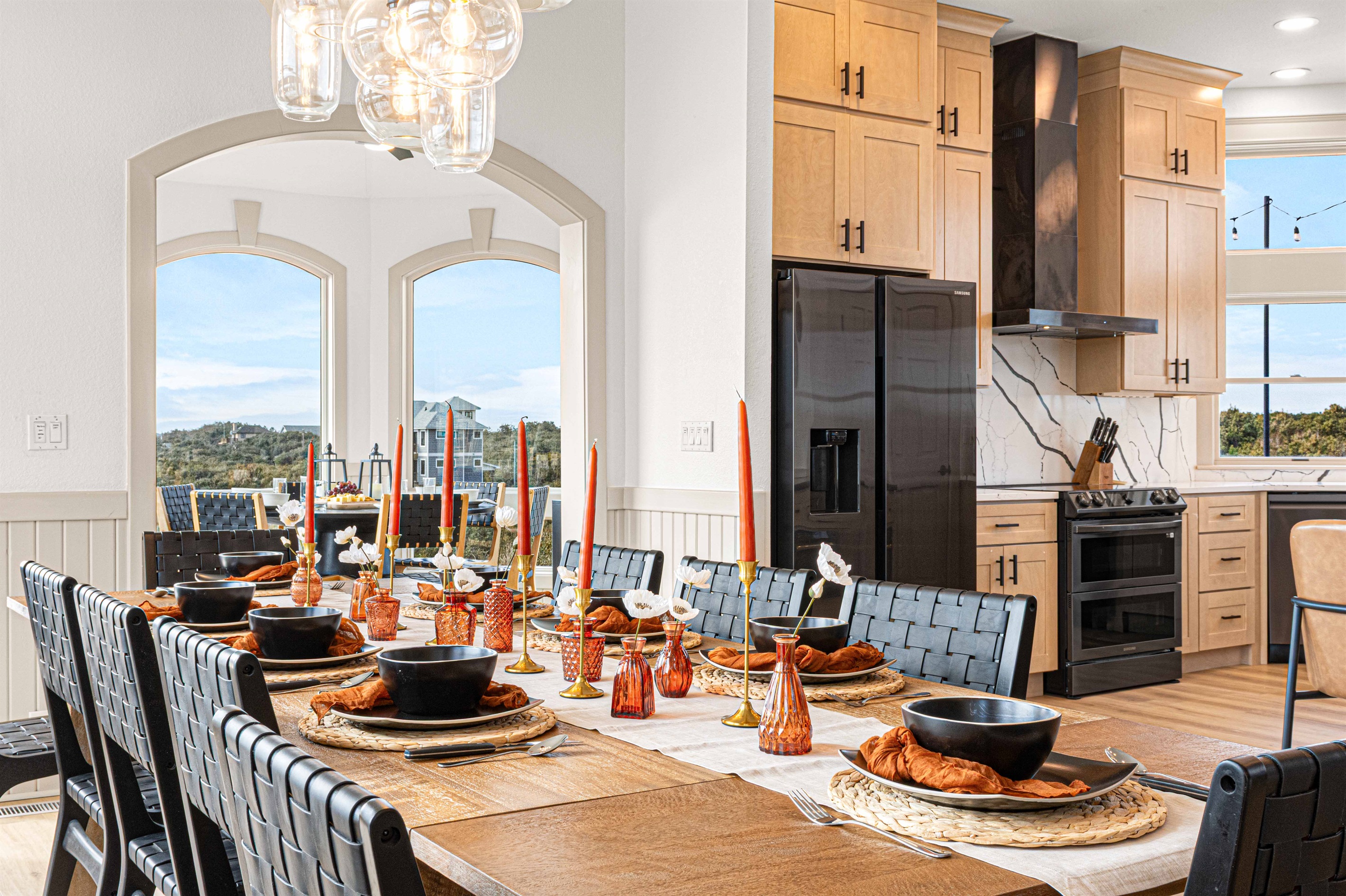 Dining table facing the sunroom