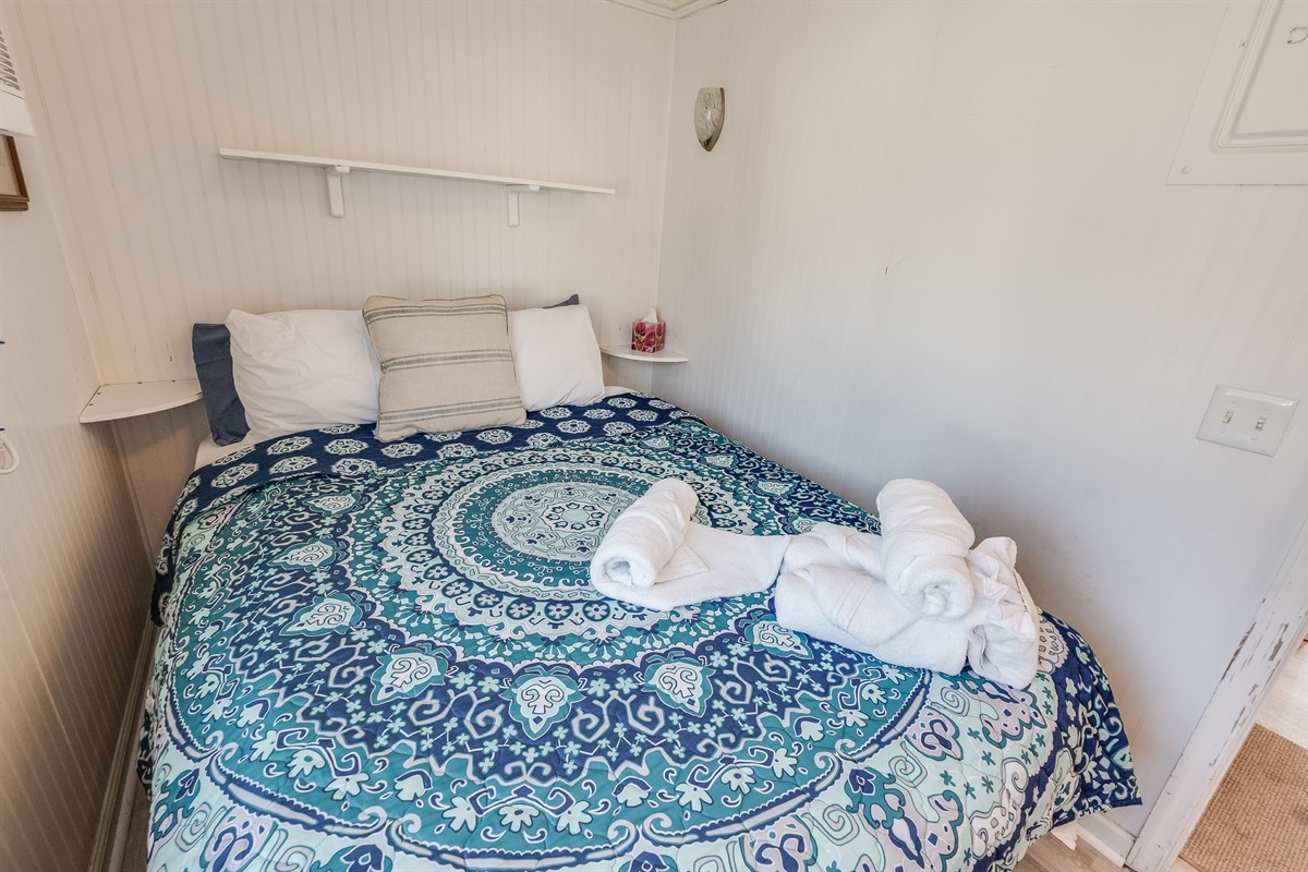 Stunning Bedroom ✨ Beautifully Decorated 🛏️💫