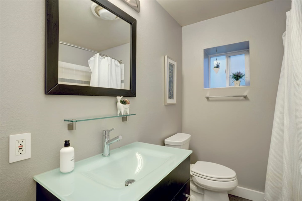 lower unit bathroom with shower and tub