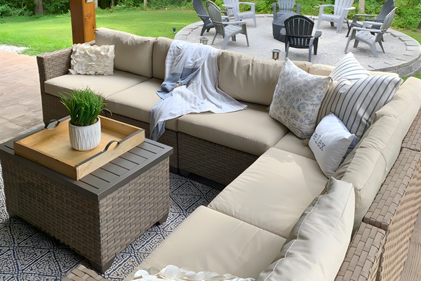 There are plenty of outdoor seating areas for guests to sip morning coffee or enjoy a happy hour drink as the sun goes down.