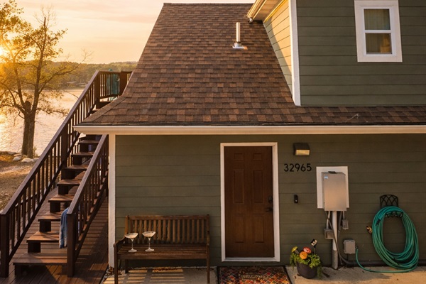 Cove-Out Cottage Front view