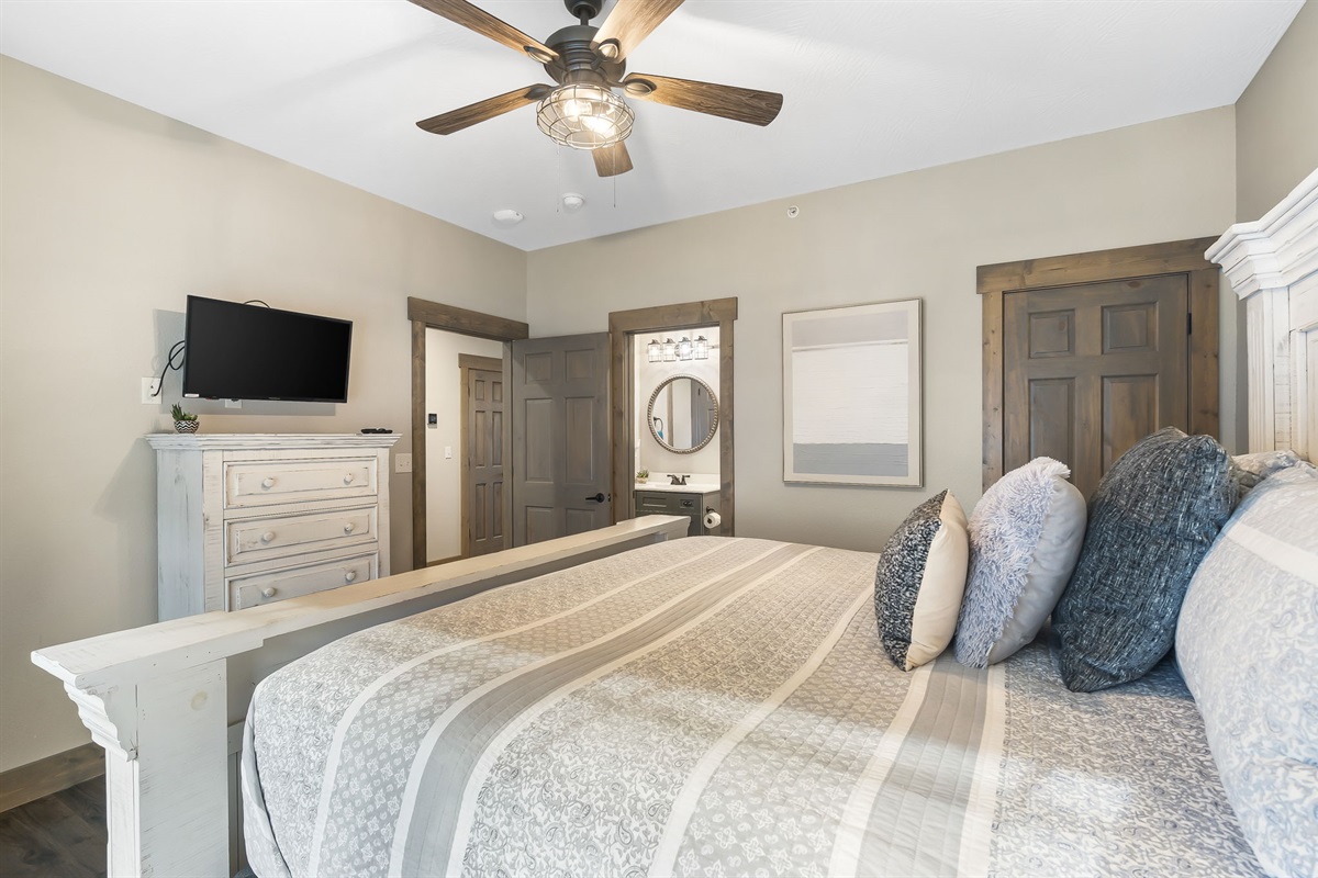 Main level King bedroom #1 with ensuite bathroom!