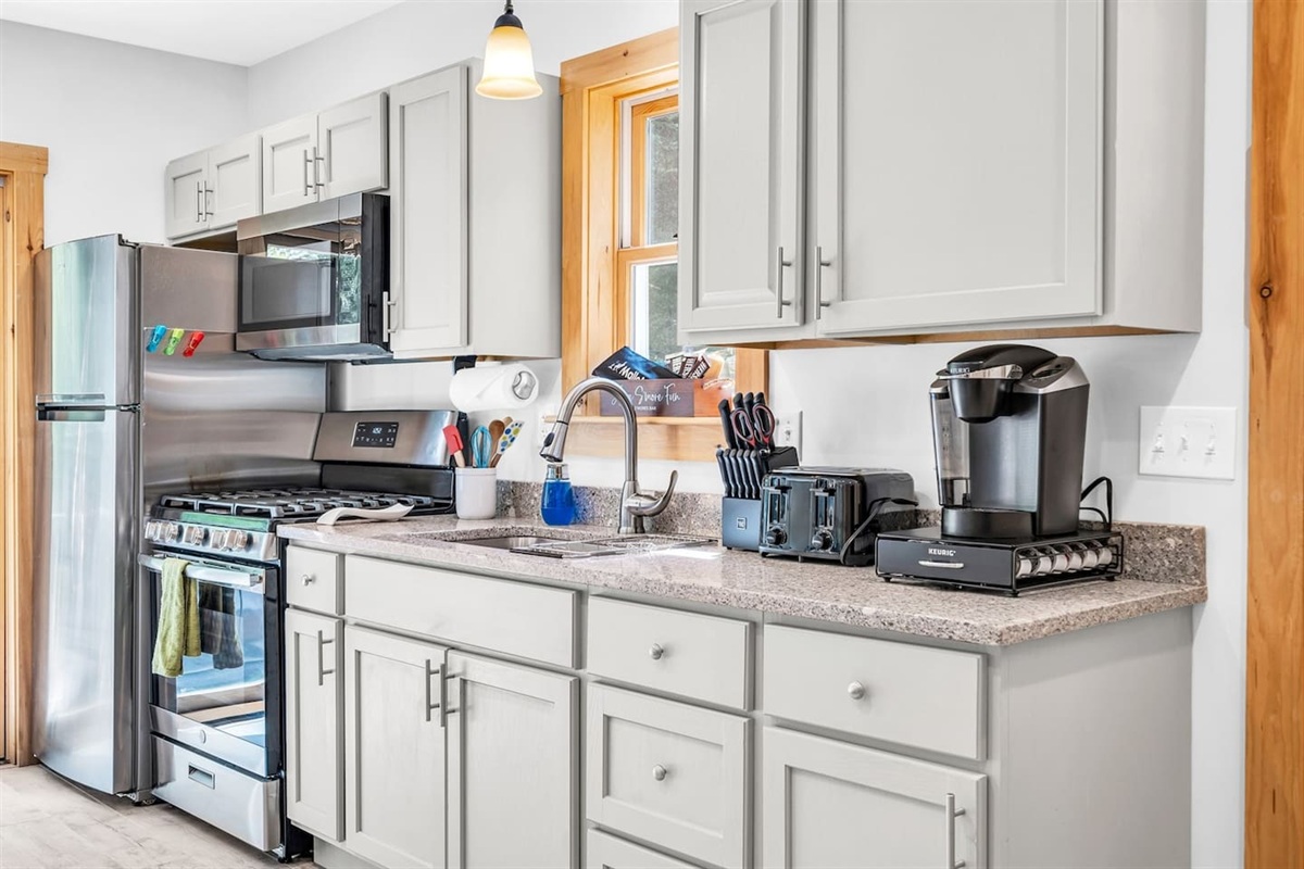 Keureg with pods provided