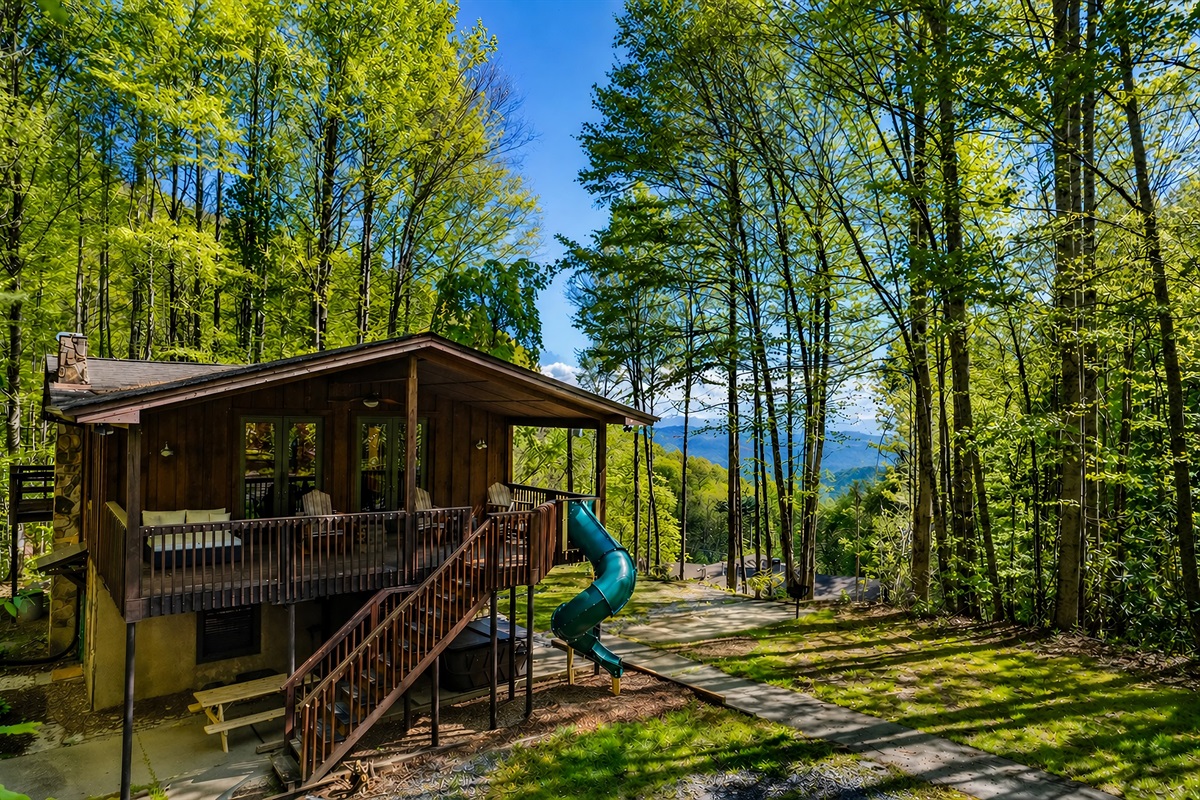 Spring in the Smokies! Cool nights and warm days!