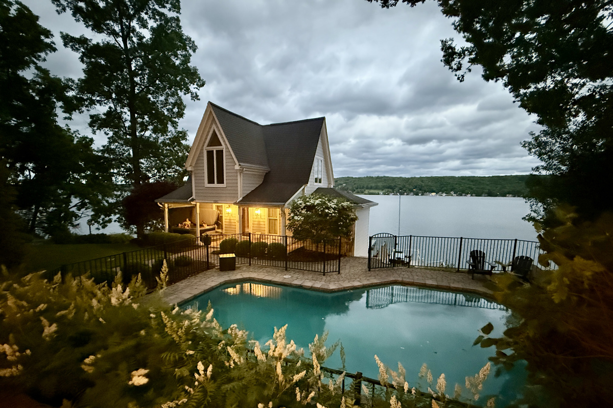 Heated Pool and Hot Tub!