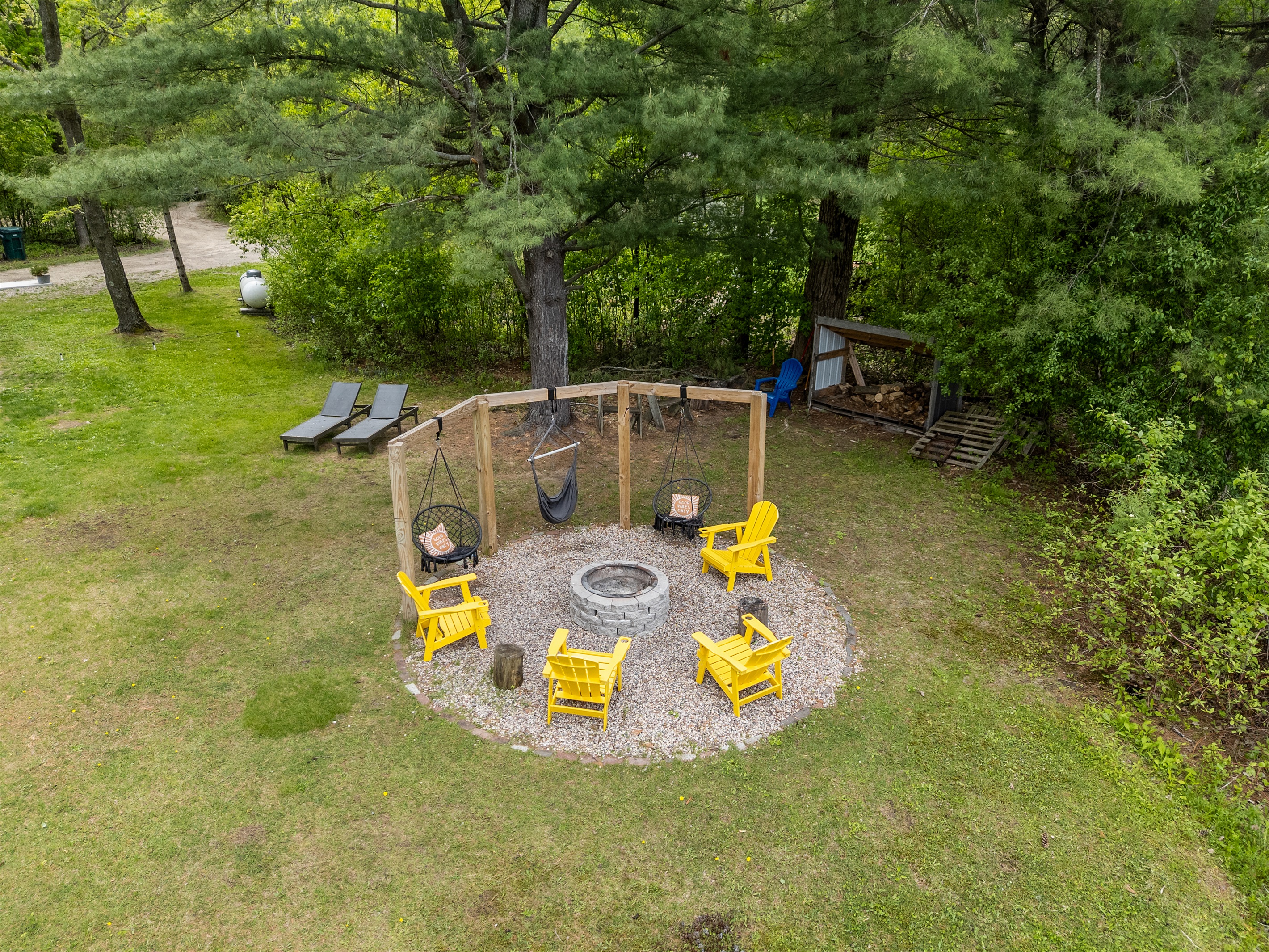 End the day around the fire pit with complimentary firewood and unforgettable lakeside memories.