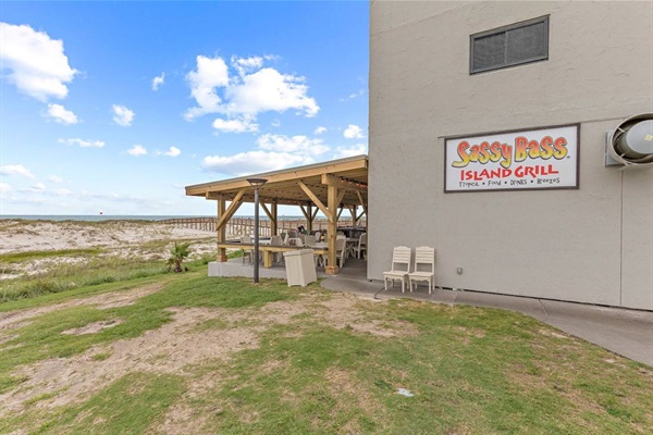 Sassy Bass beachside bar and restaurant on site.
