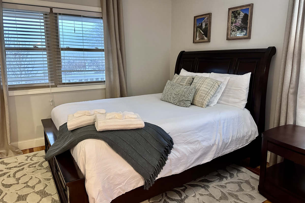 Queen bedroom on main level
