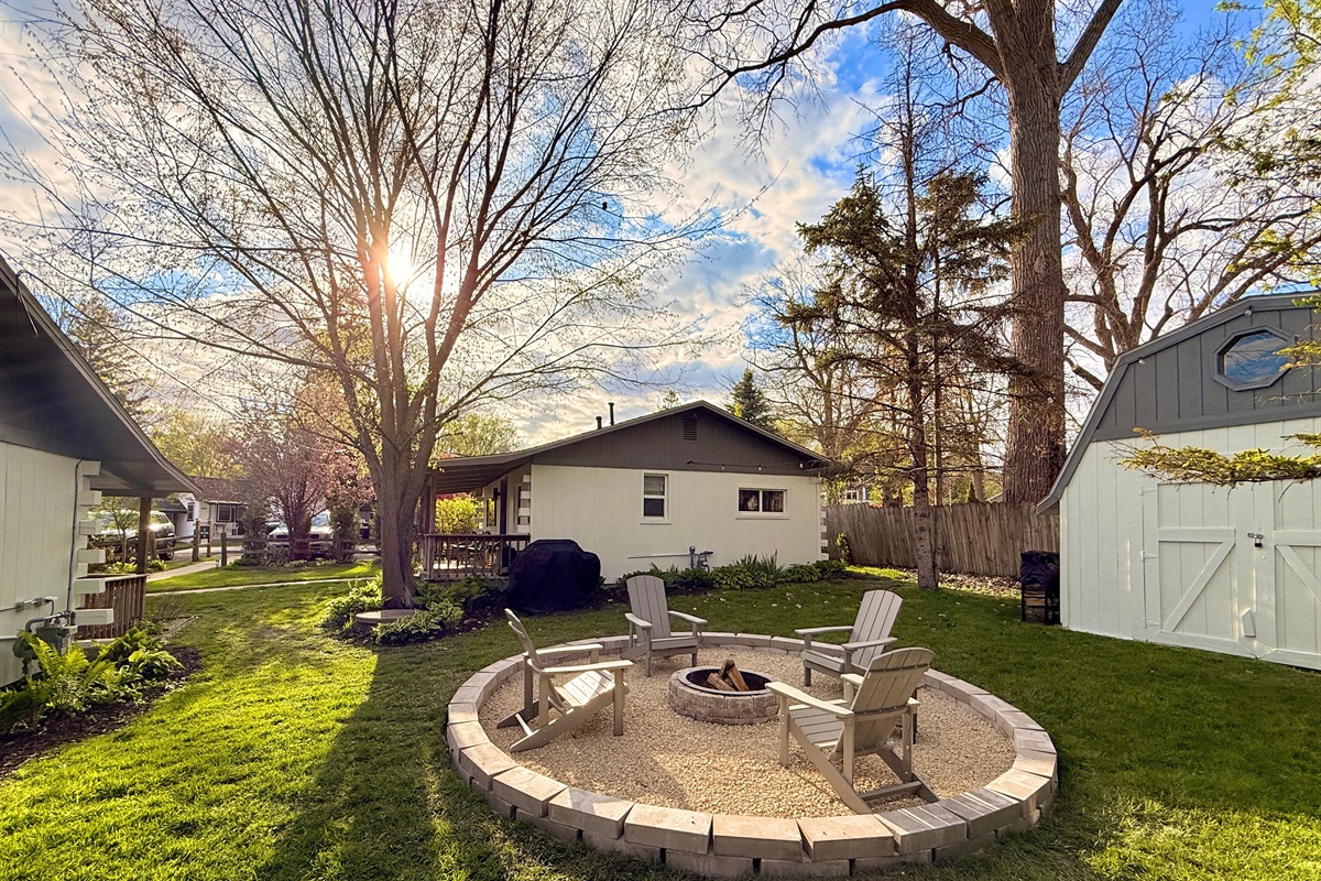 Tide Fire Pit Area