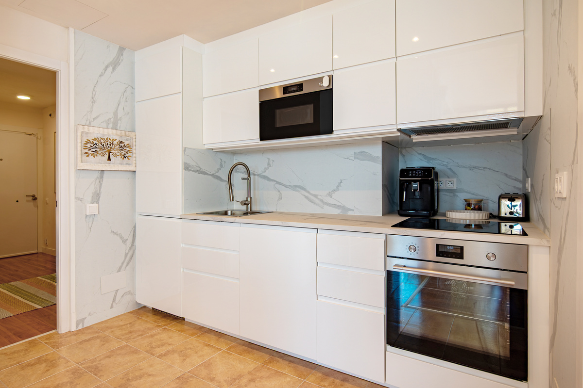 Fully equipped kitchen for relaxed stays by the sea