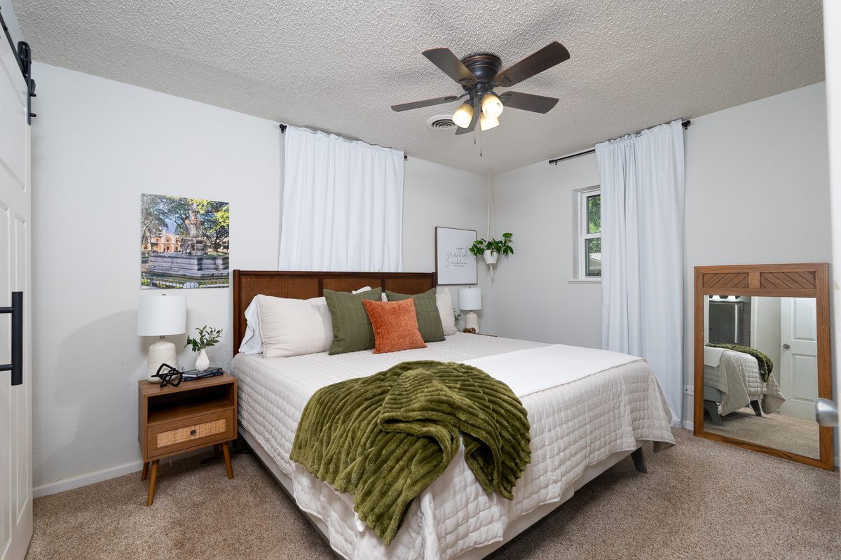Bedroom