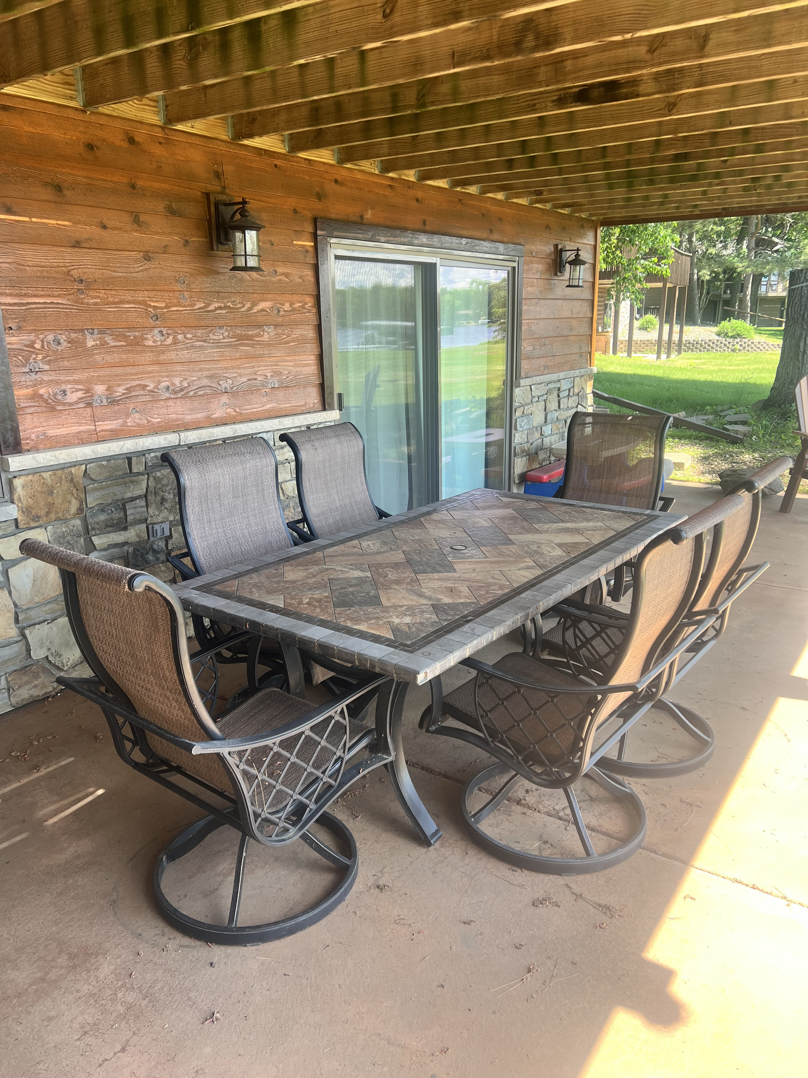 Patio table