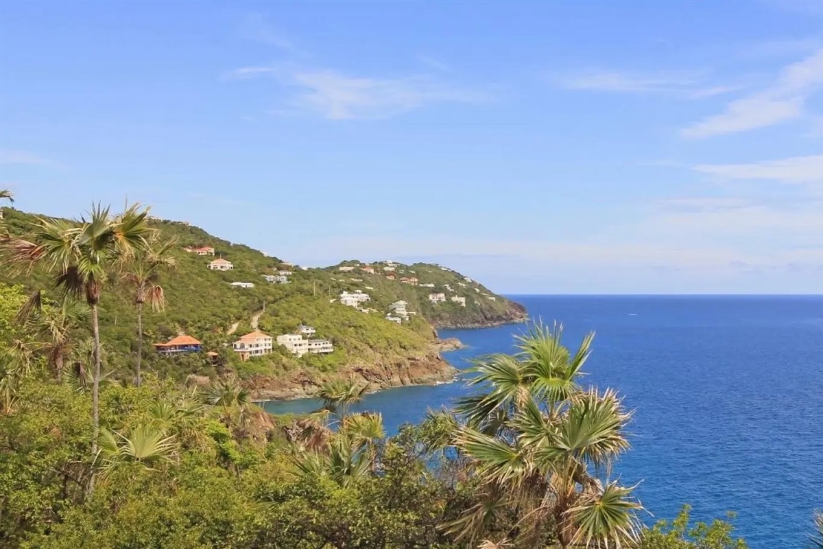 Views of Peterborg Point and Atlantic - perfect for spying Whales in the winter