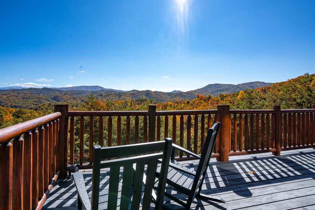 Take in the stunning autumn views as the Smoky Mountains transform into a sea of red, orange, and gold!