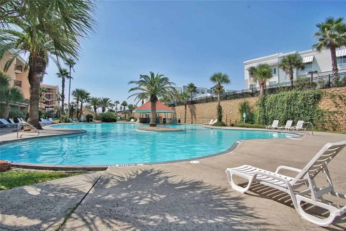 A Walk on the Beach 242 Team Mamo Realty, Inc.