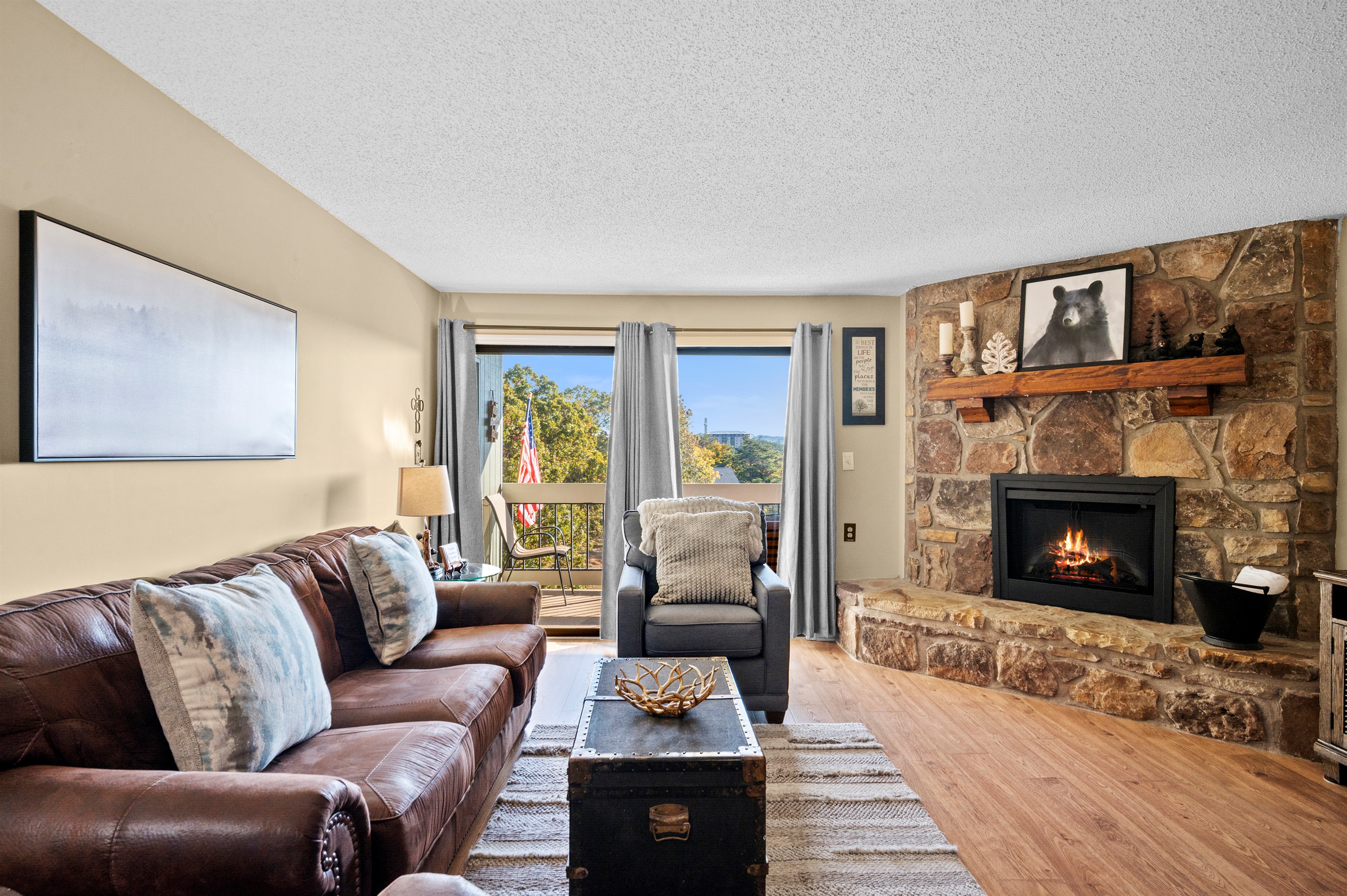 Complimentary Activities And Spacious Living - Charming Condo Escape - Pigeon Forge, TN