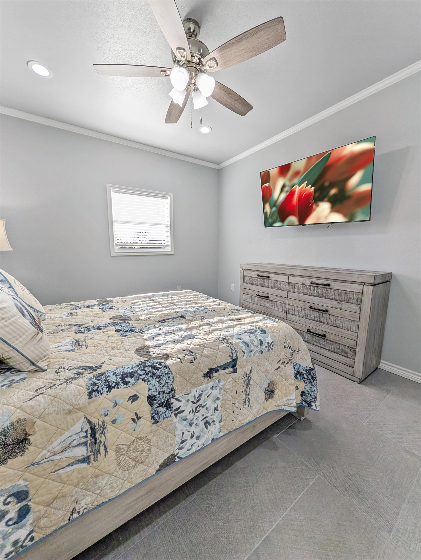 Bedroom 4 shares a bathroom