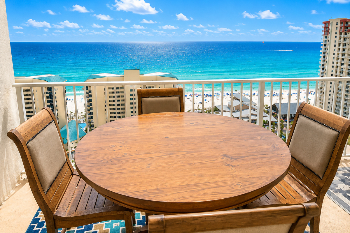 Oversized balcony with stunning ocean views