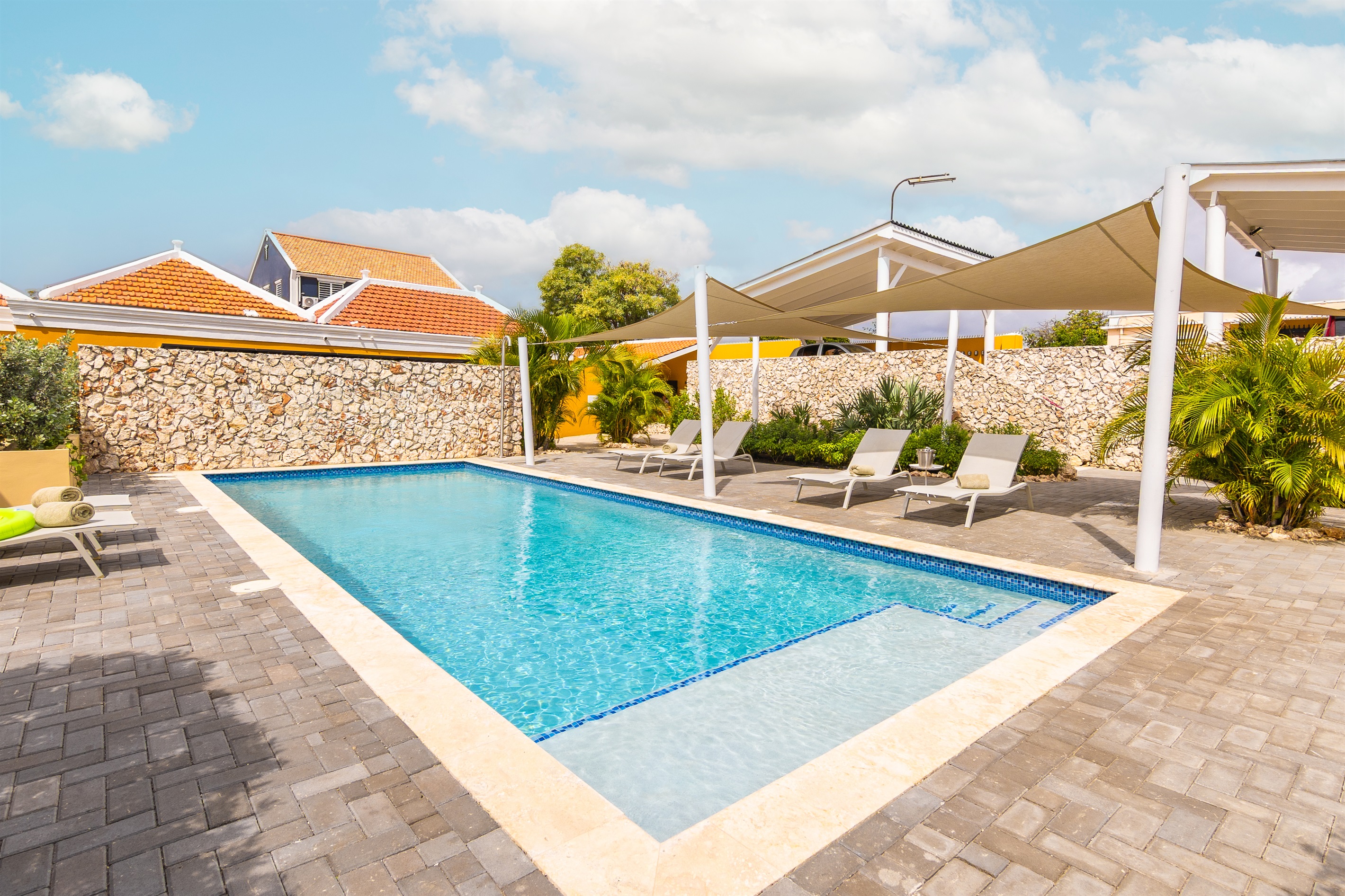 Villa Grandi Estate - Pool & garden