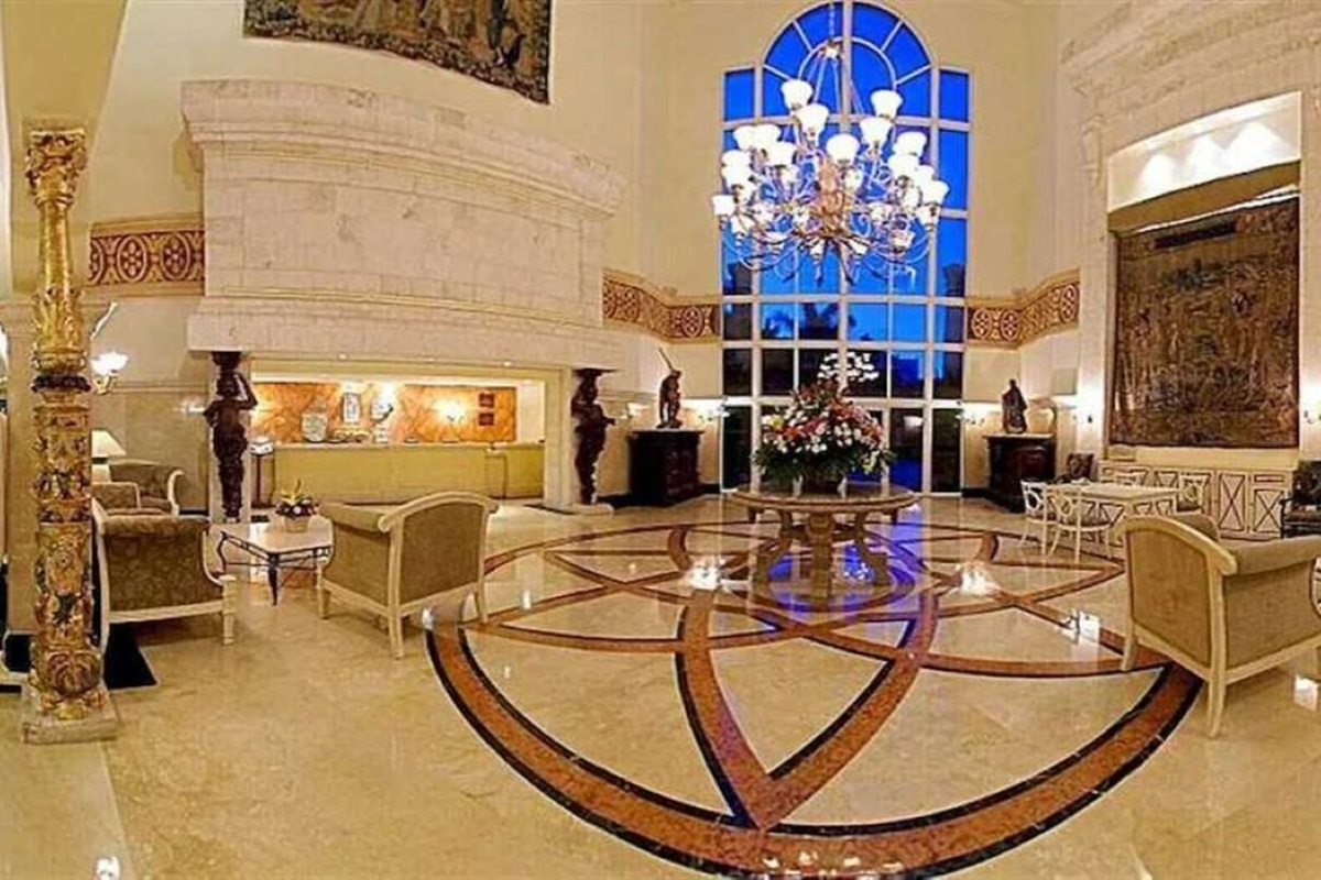 Lobby at the Rose, Vacation Travel Exclusives