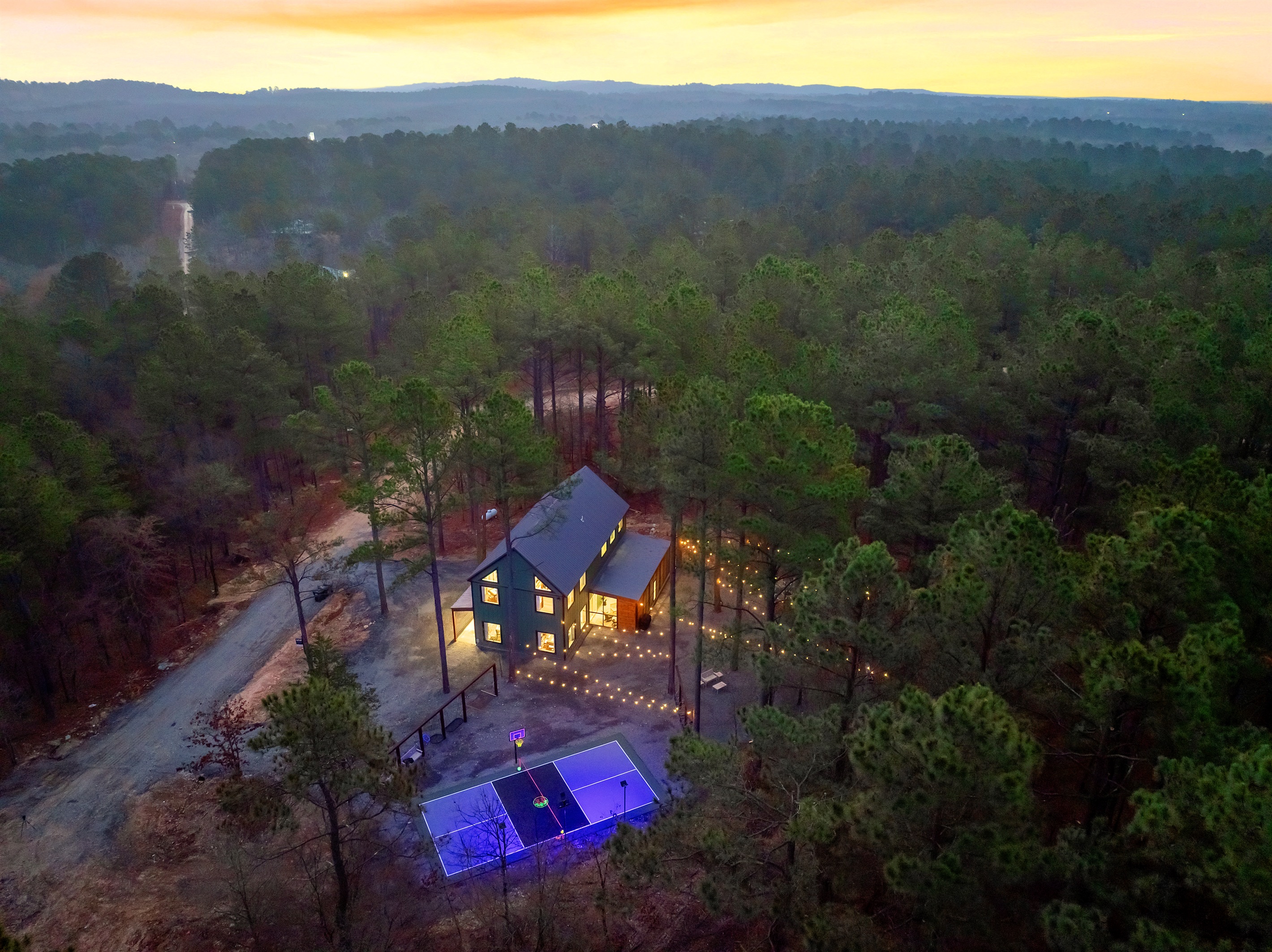 4 Kings + Glow in the Dark Sports Court + Outdoor Cinema + Kid & Adult approved 6