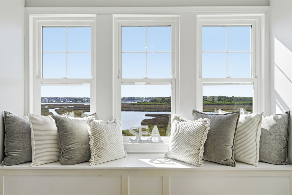Front-row seats to peaceful ICW views from sunrise to sunset