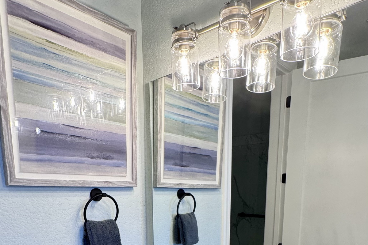 Good lighting throughout each room and espcially in the bathrooms.