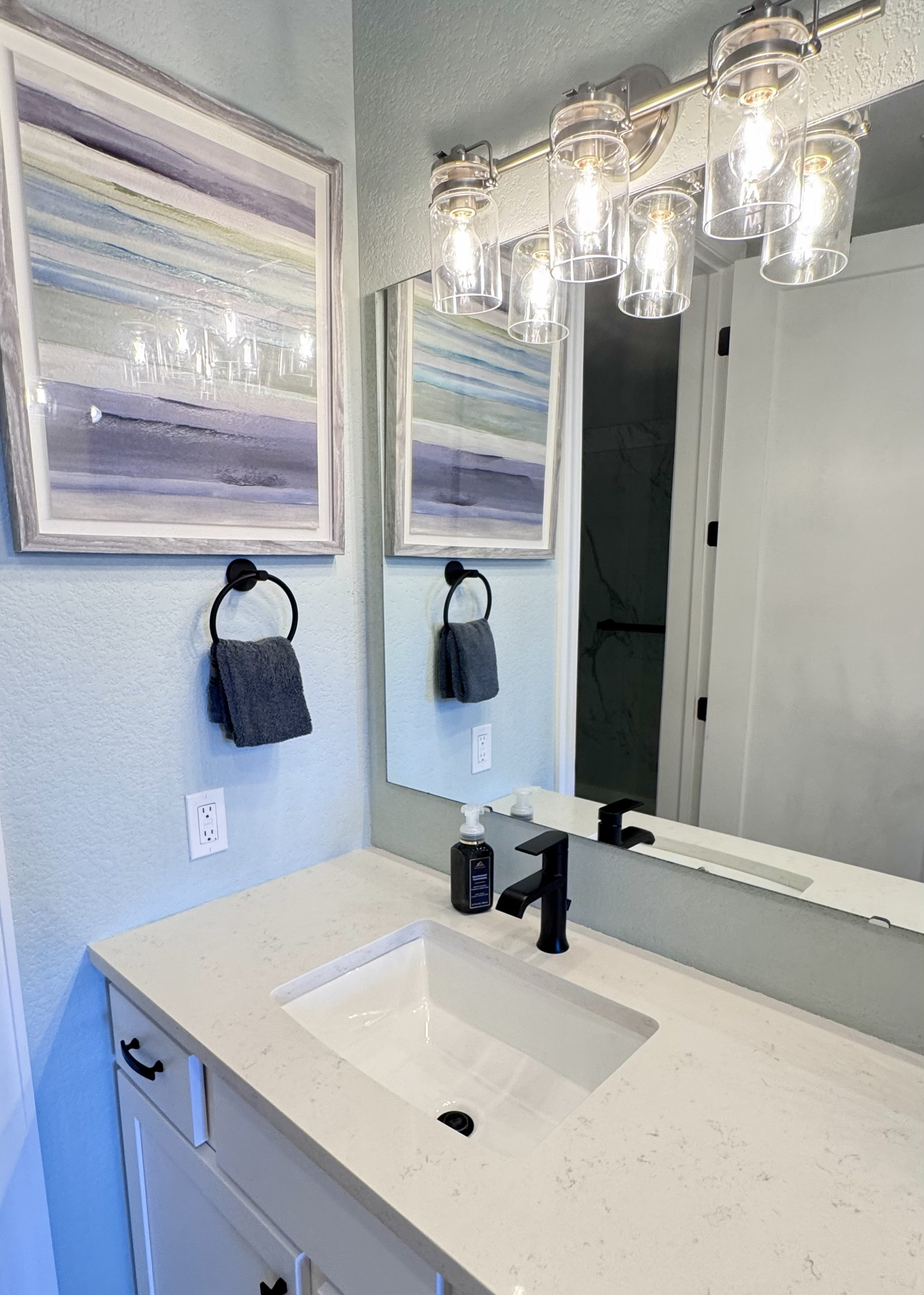 Good lighting throughout each room and espcially in the bathrooms.