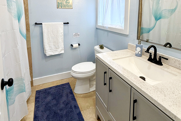Full Bathroom 2 of 2 | Representative Interior. Finishes, decor, and furniture, vary by duplex unit.