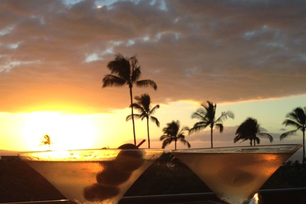 Don't forget to have a Martini toast to Maui's Sunset! - Wailea Ekolu 607