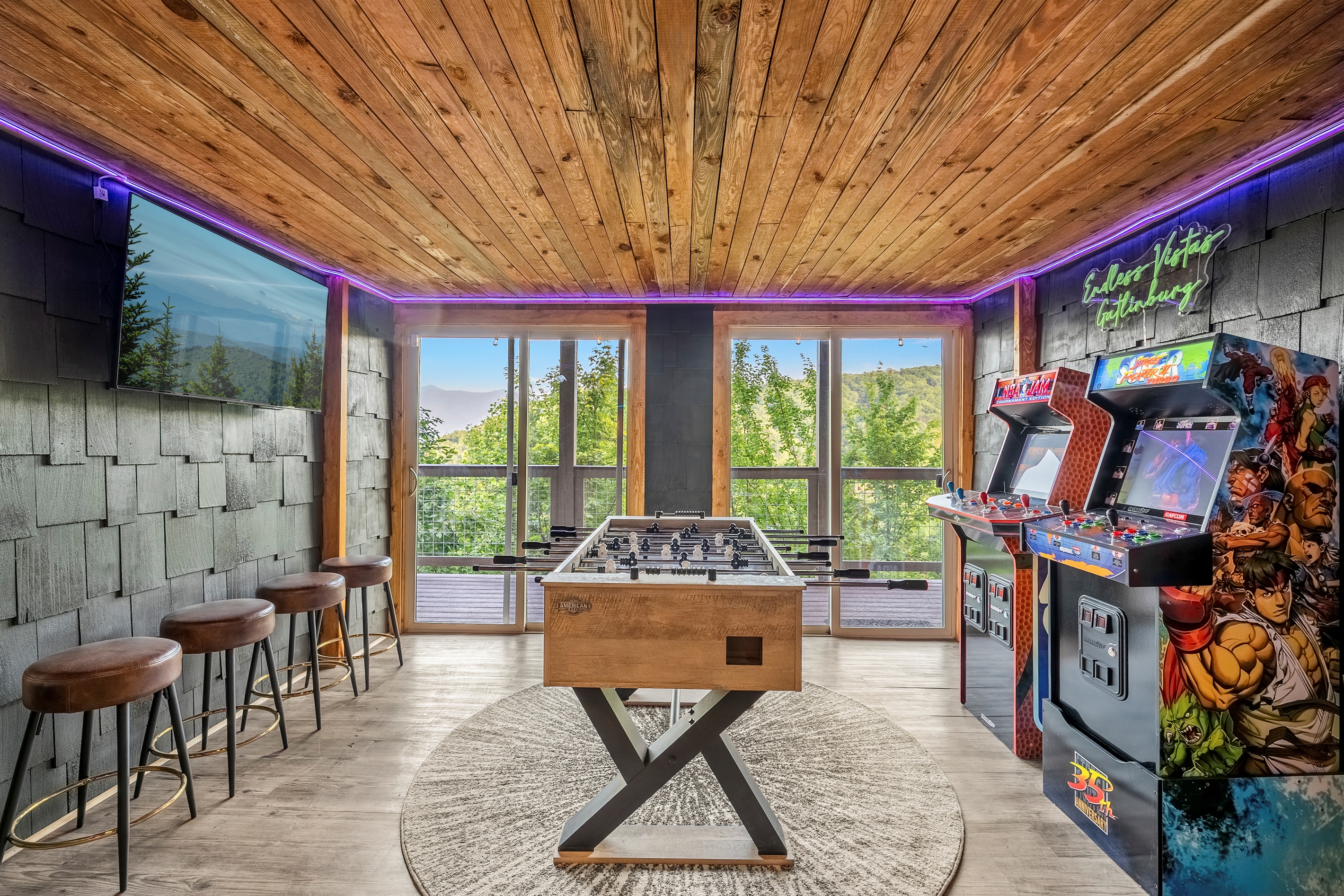 New gameroom w/ arcades, fooseball and wall connect 4