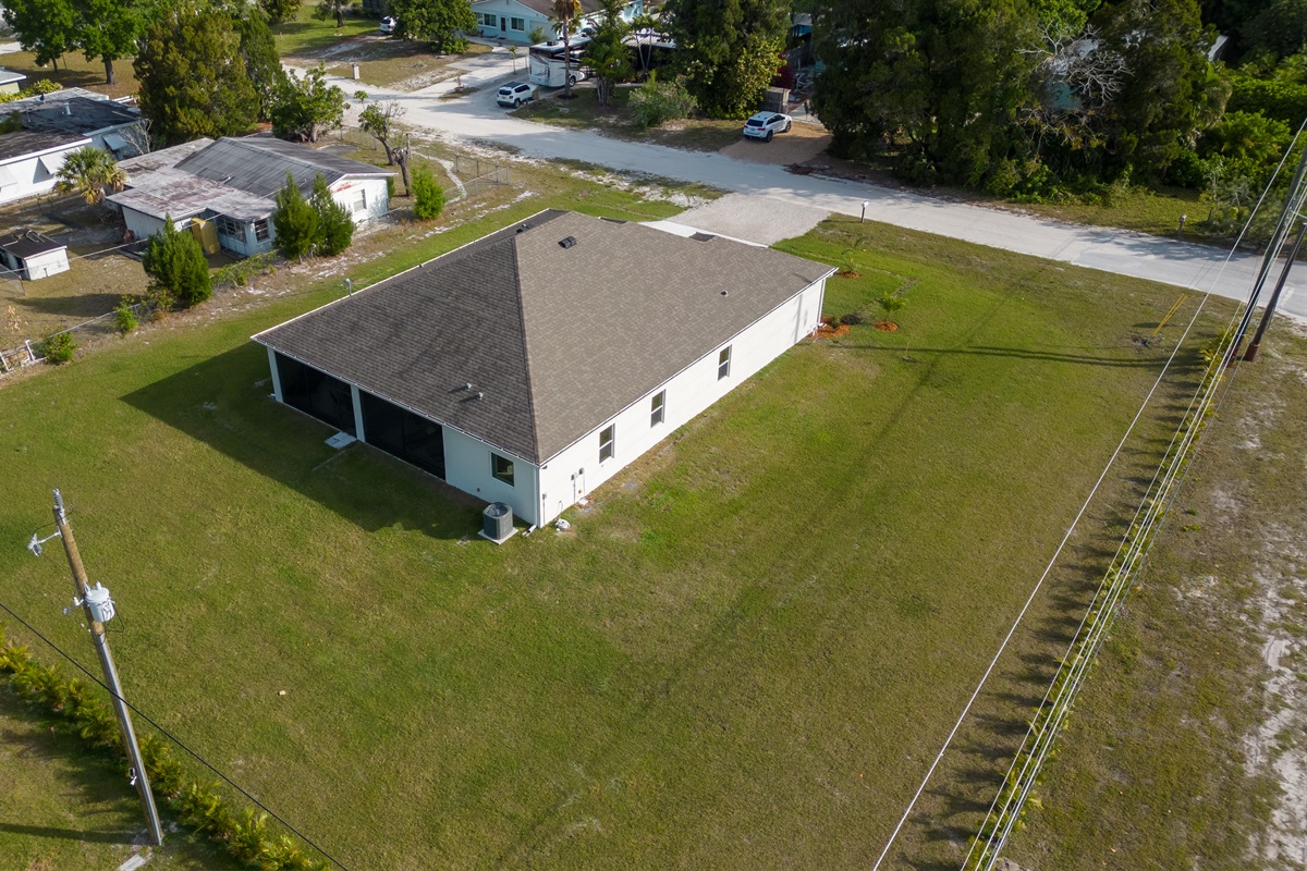 Large lot, quiet neighborhood