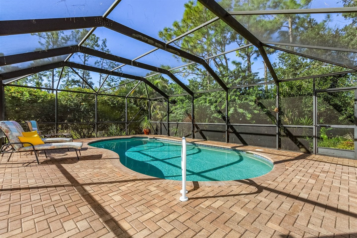 Relax and soak up the sun in the spacious lounging area!