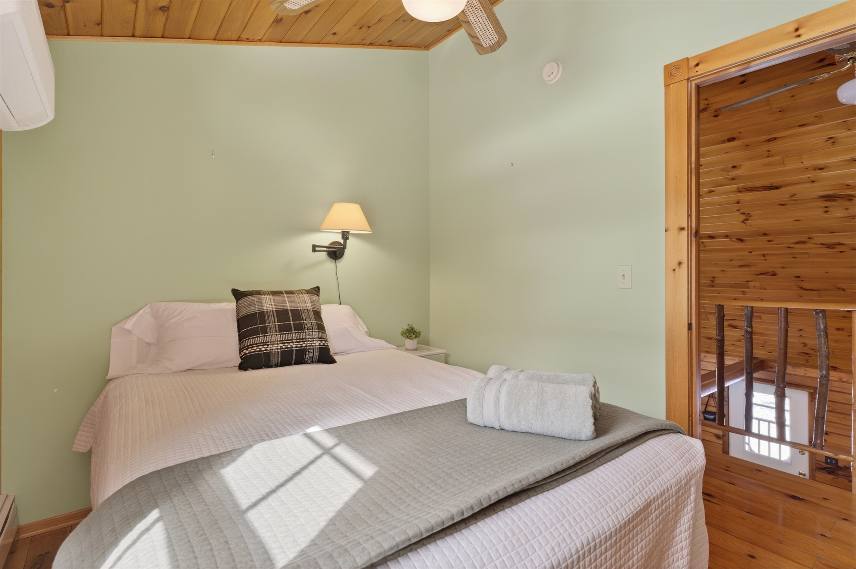 Upstairs Queen bedroom #3