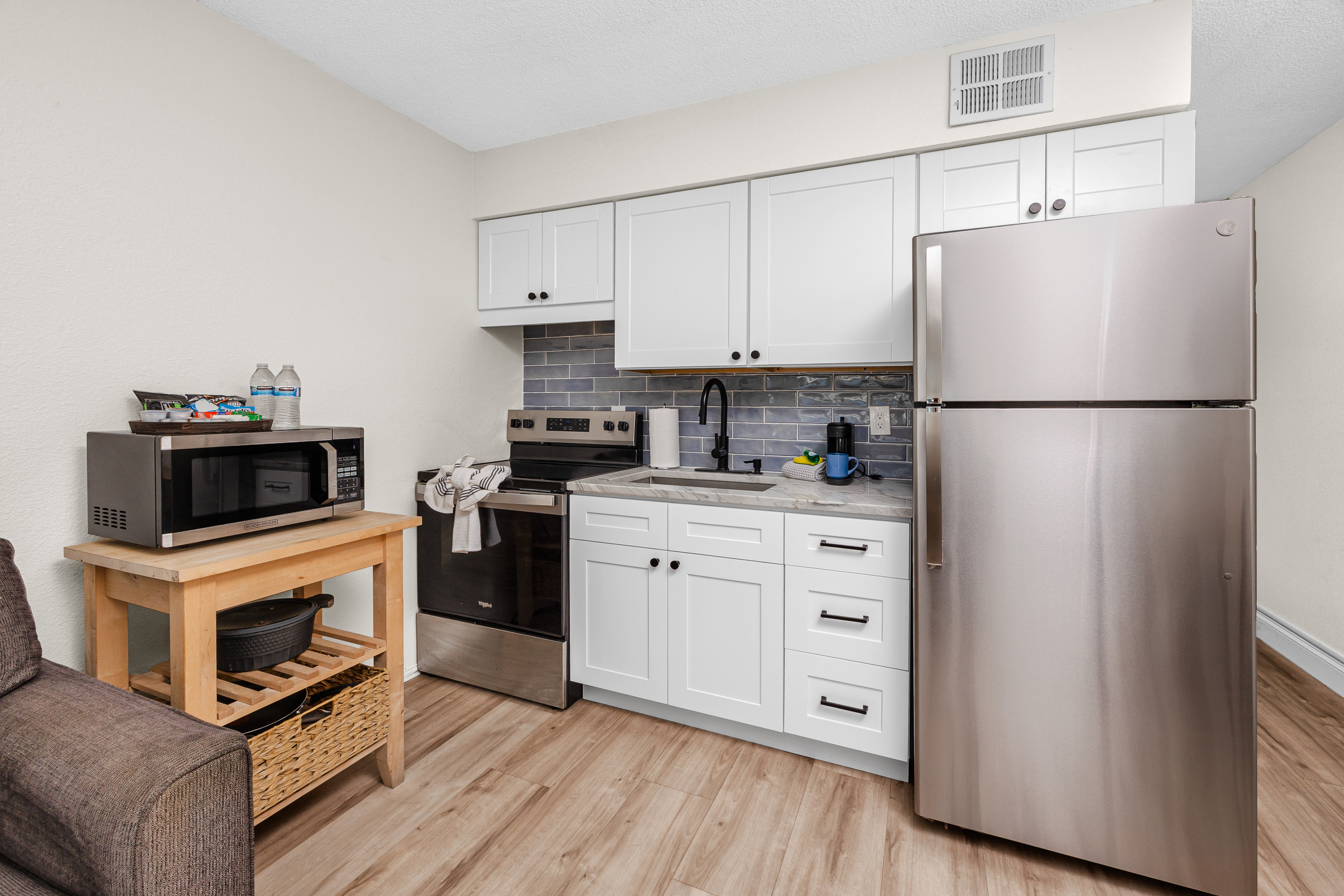 Stocked kitchen for easy meals!
