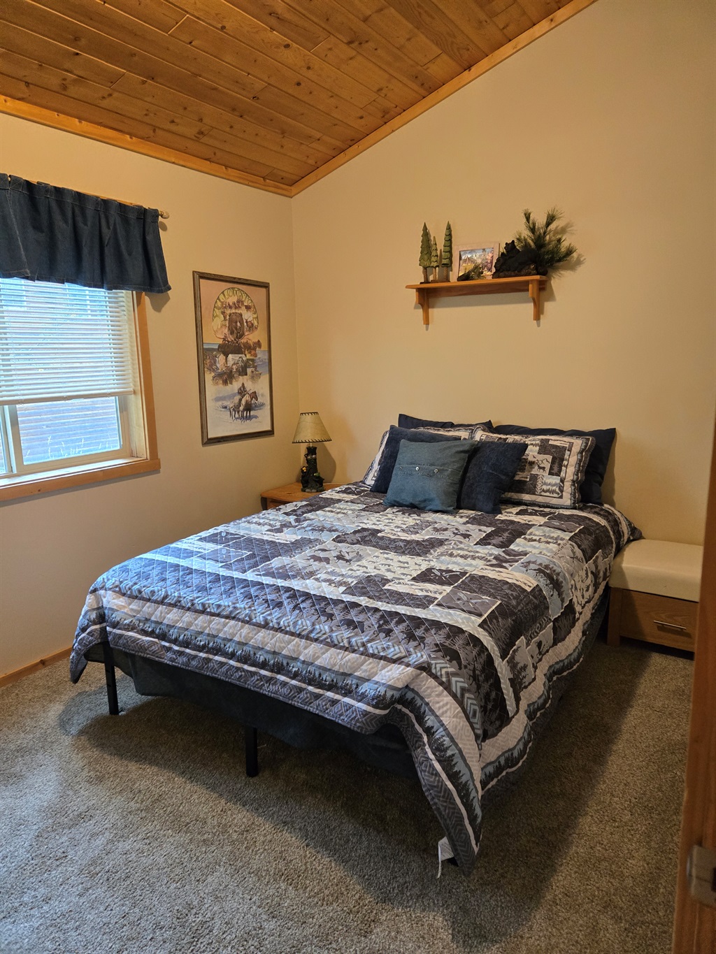 Queen Bedroom