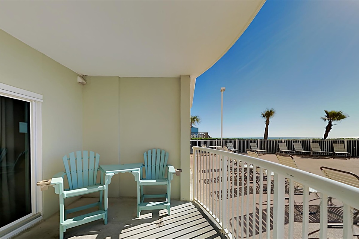 Ground floor beachside balcony