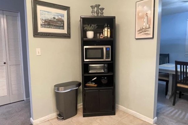 Microwave and Toaster oven