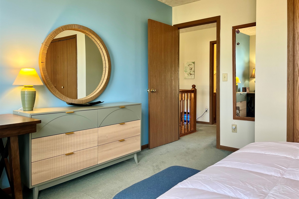 Bedroom 1 - Full Bed