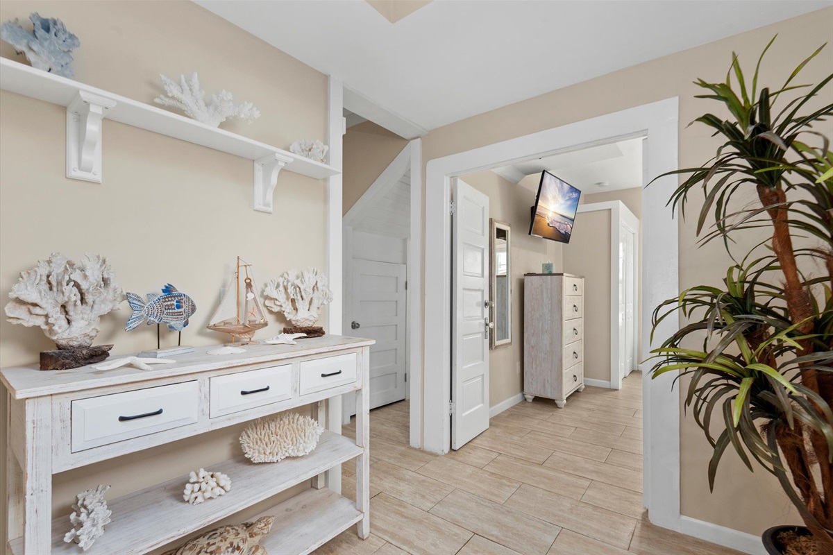 c16c509a0cb2431d87de7b5a9ee1060c Large | Beachhouse | Texas | TX | Vacation Homes | Galveston | Crystal Beach | Kokomo | Breezy Days | Beachfront Elegance | Sunrise Serenity | Southern Sands Property Management, LLC