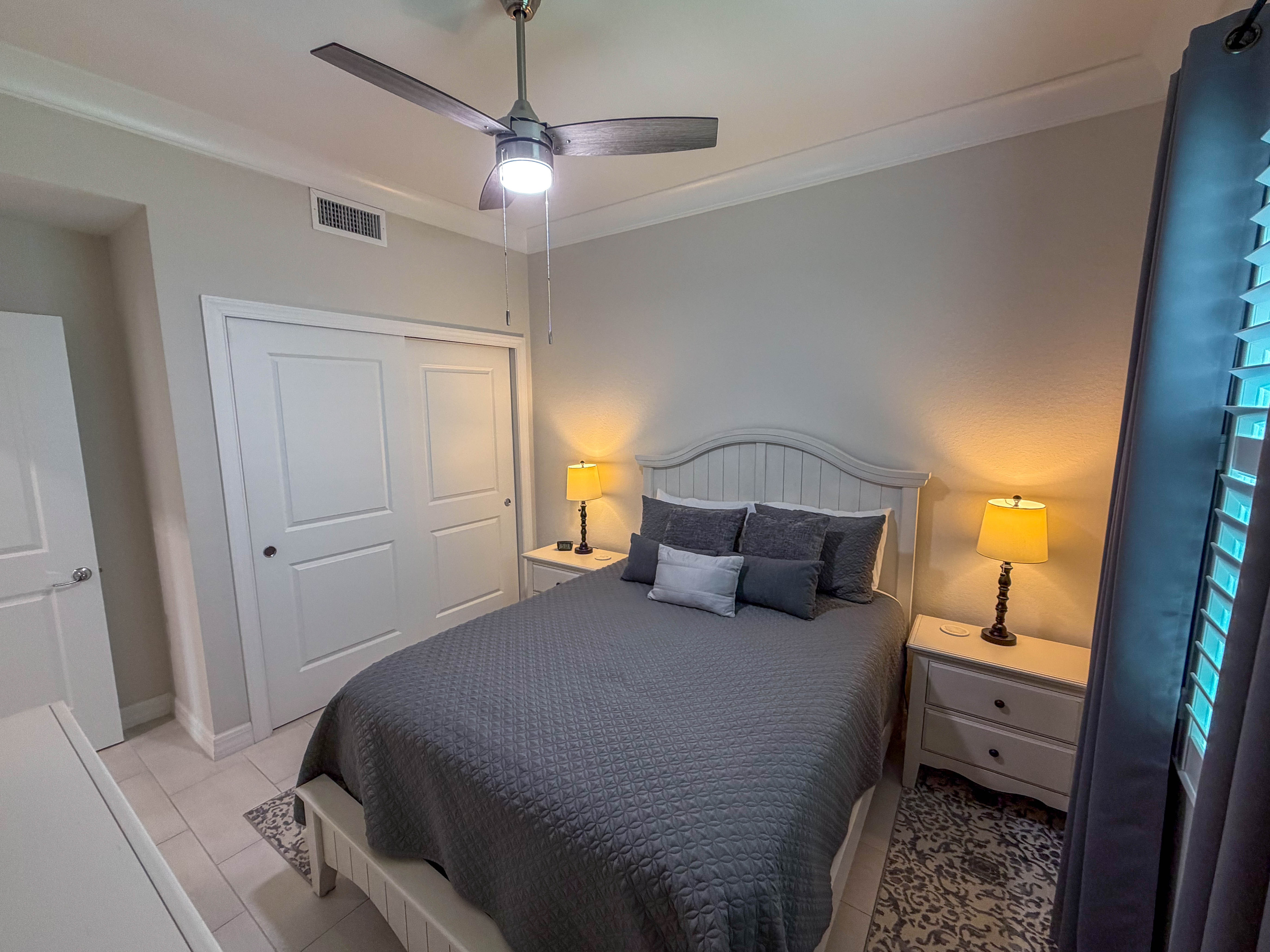Guest Bedroom (Queen)