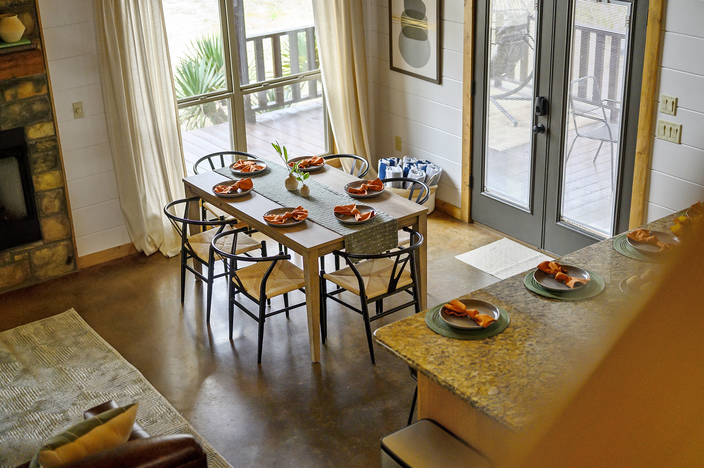 Dine with a view in our charming dining area by the window - where every meal is accompanied by sunshine and scenery