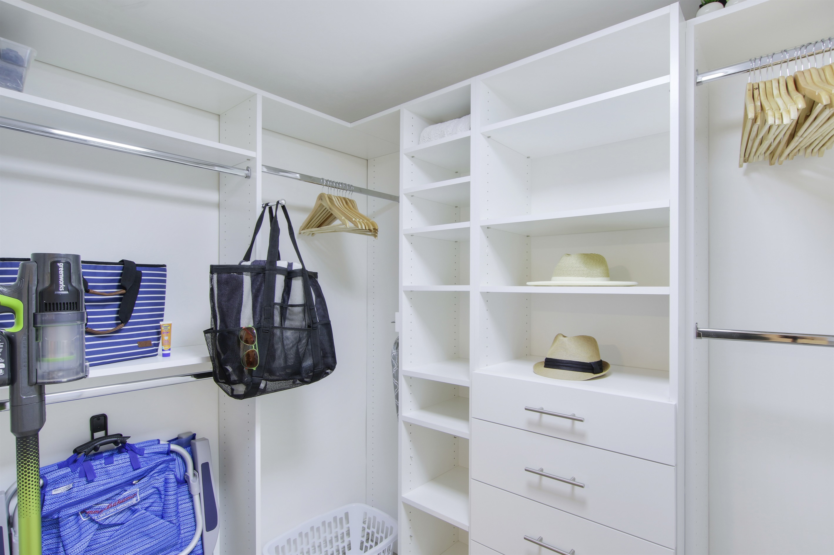 Beach supplies included~2 beach chairs, beach bag, cooler bag and beach umbrella