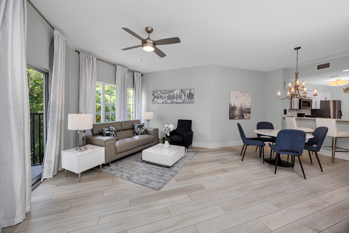 Living & dining combo