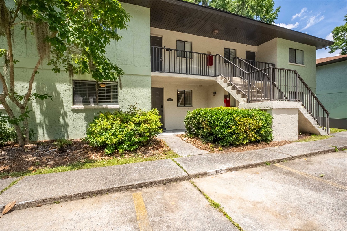 Ground-level entry means easy access—no stairs, no stress.