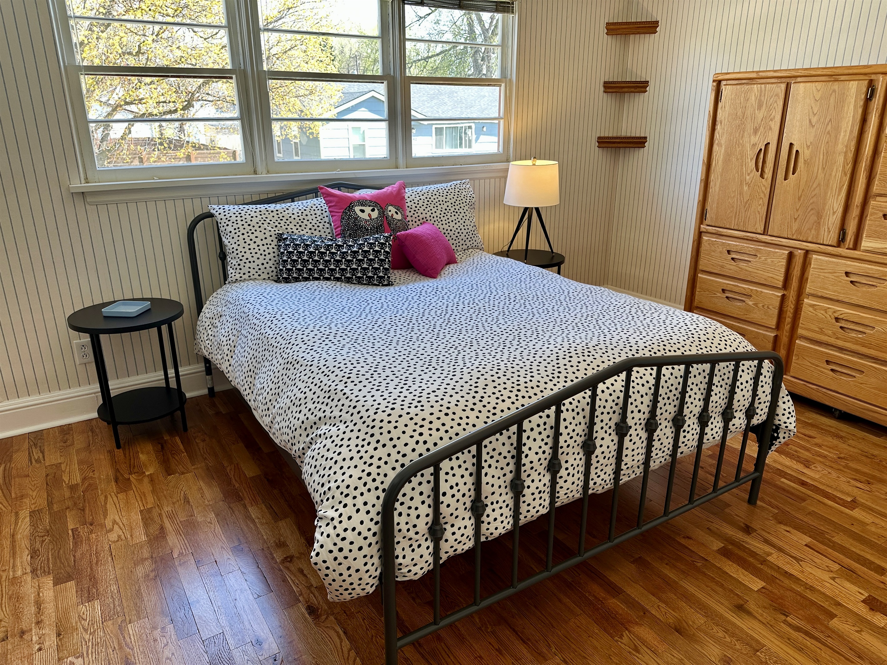 Bedroom 3, Queen, 2nd floor.