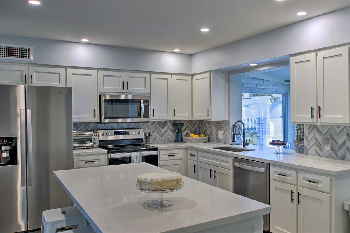 Fully Equipped Kitchen | Cooking Basics | Dishware & Silverware