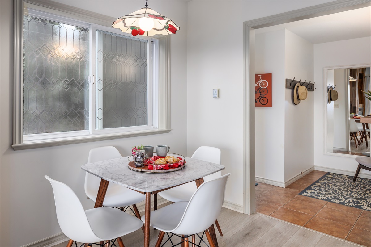Dining Area and Roomy Foyer 