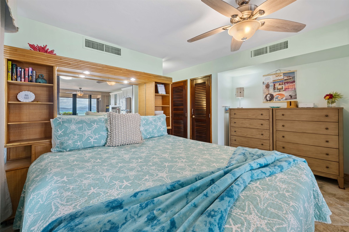 Bedroom with ample storage for a comfortable stay